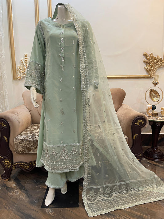 pakistani dress
